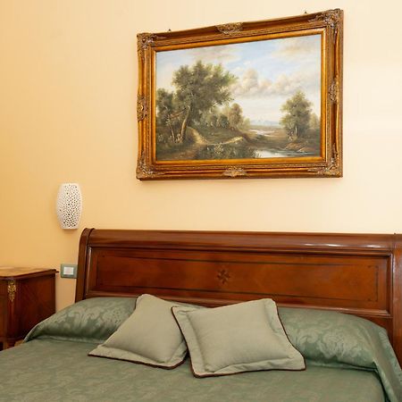 Casa A Corte Copertino Luaran gambar