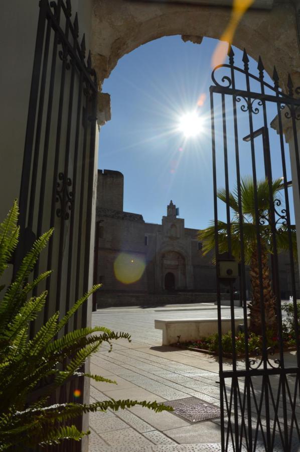 Casa A Corte Copertino Luaran gambar