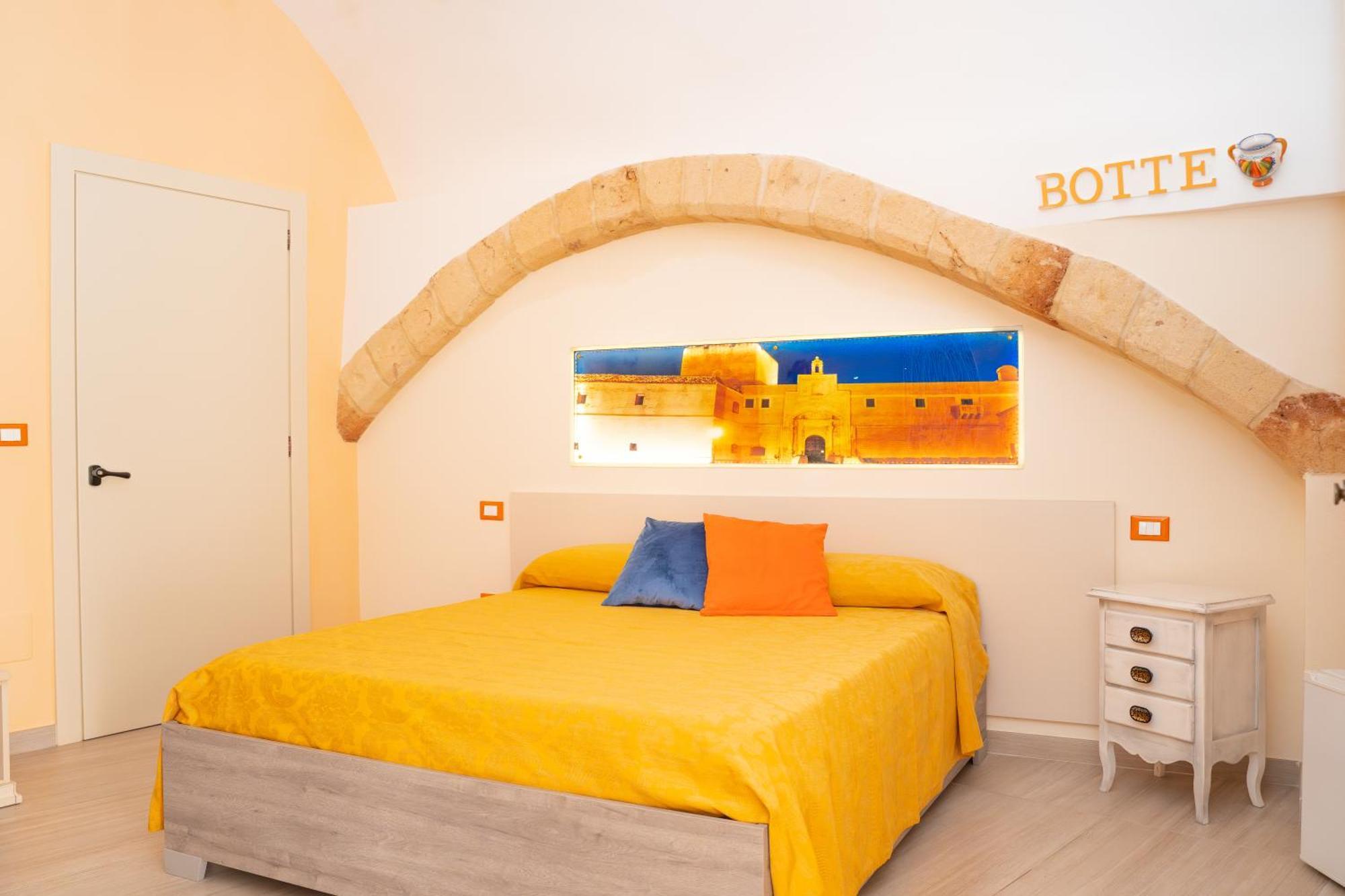 Casa A Corte Copertino Luaran gambar